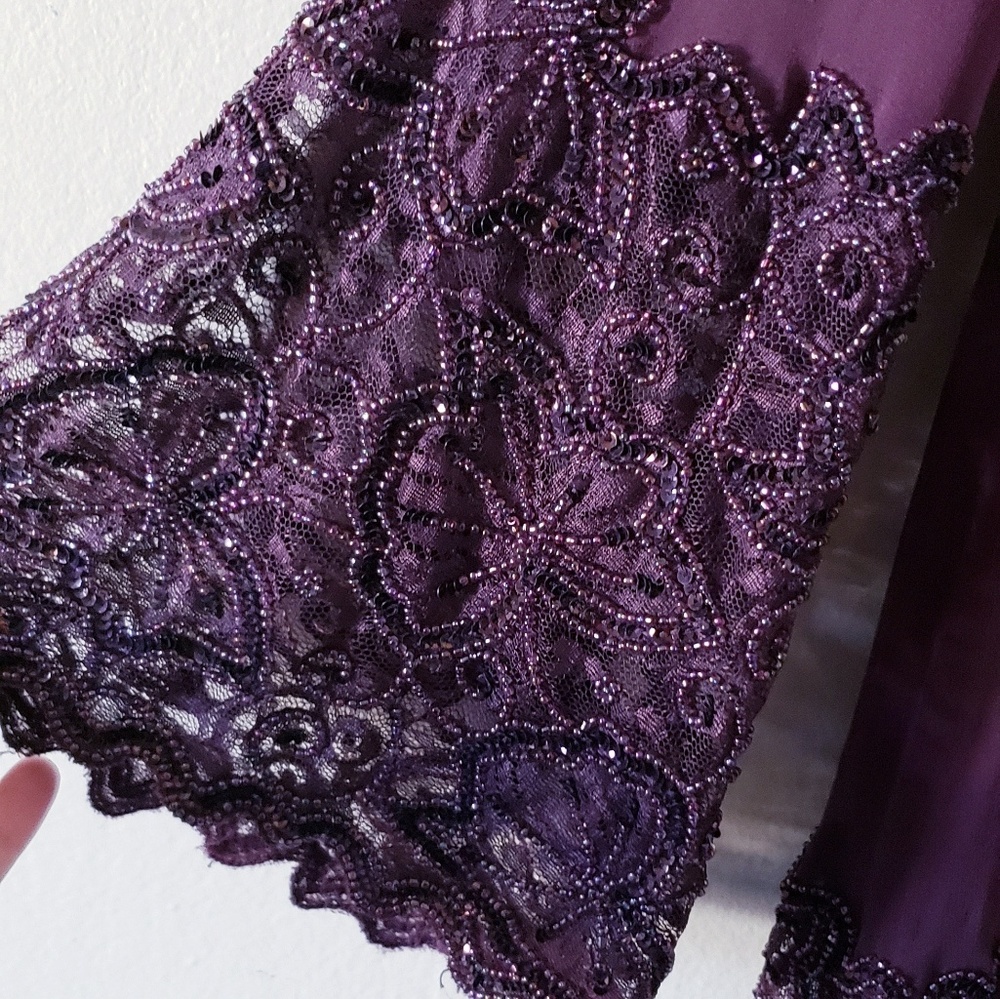 Tunic - Picture 7 of 8